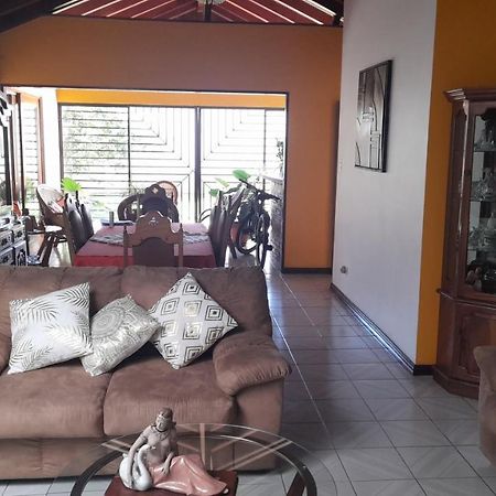 Mario Y Jeannette Apartment Alajuela Luaran gambar